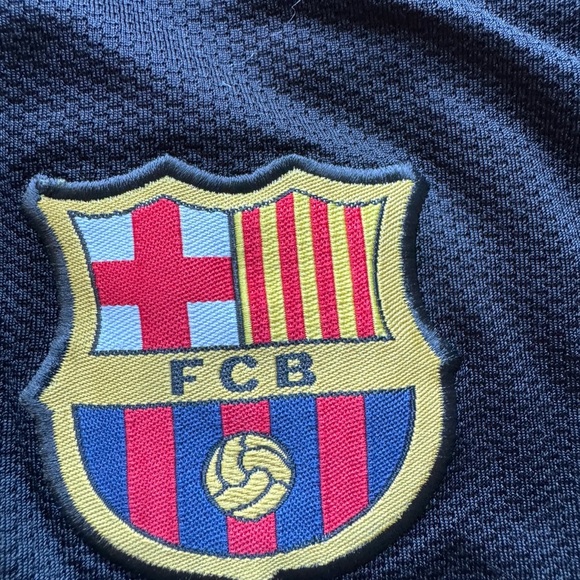 FC Barcelona Nike Away Rare Black Jersey Messi Size Sm. No Size Tag. See Pics - Picture 5 of 9